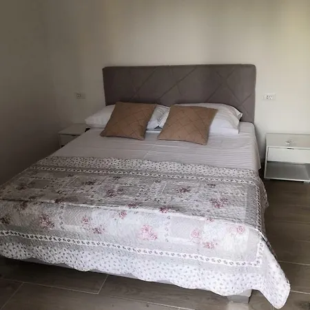 Apartmani Bruna Šibenik Esterno foto